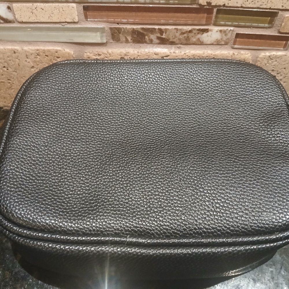 Black Leather Interior Label Bag - Picture 12 of 14